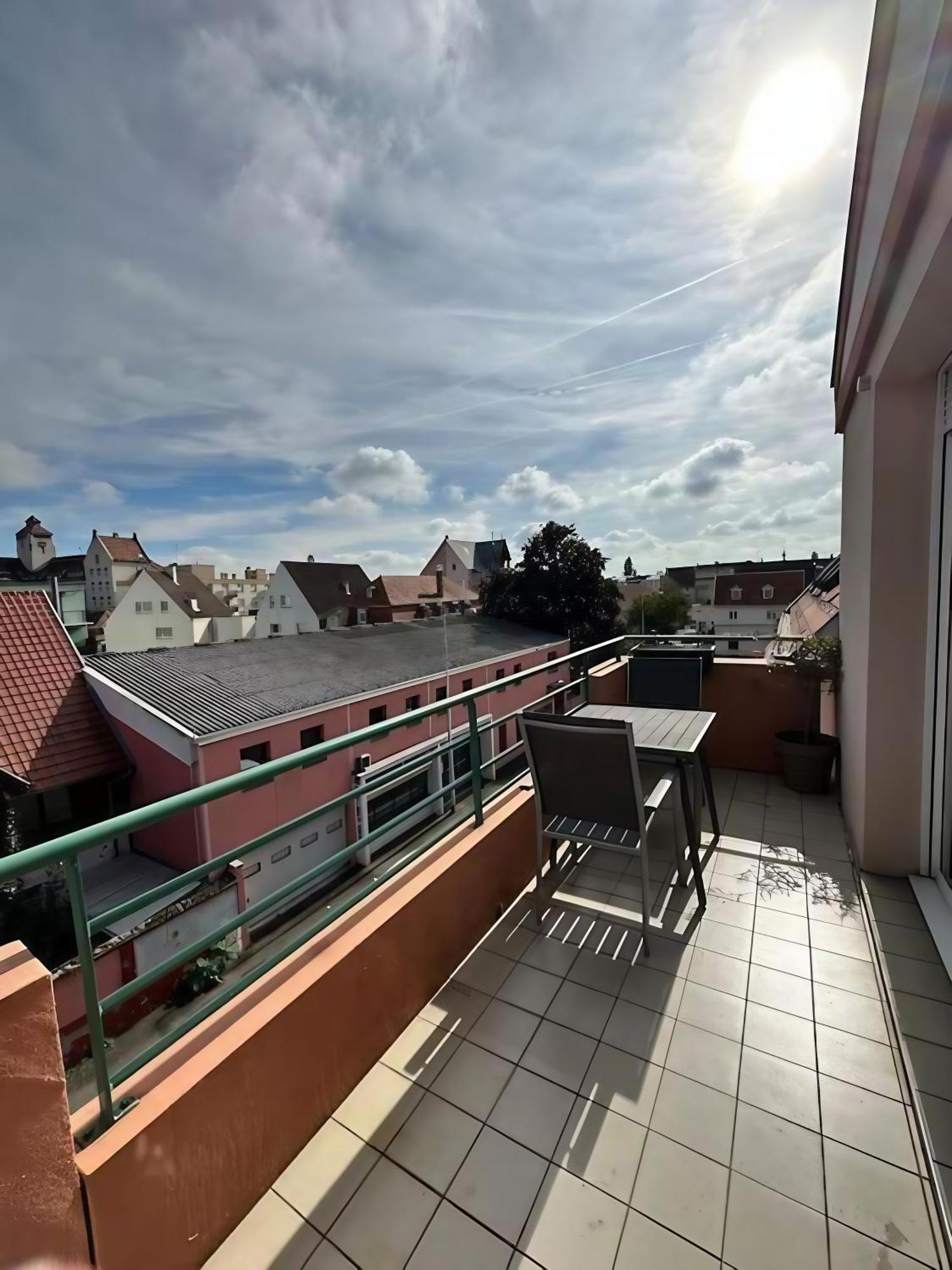Superbe Duplex Proche Centre Ville Parking Gratuit Colmar Exteriér fotografie